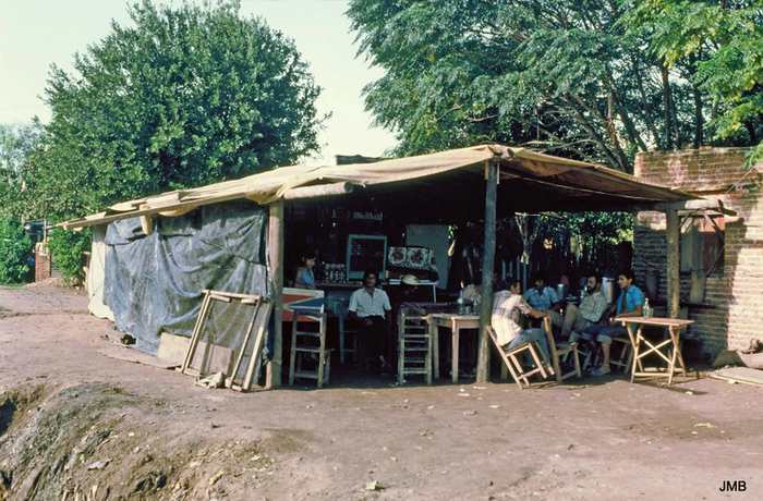 AÑO 1979 - COLOR - VIDA CAMPESINA EN PARAGUAY (JOSÉ MARÍA BLANCH)